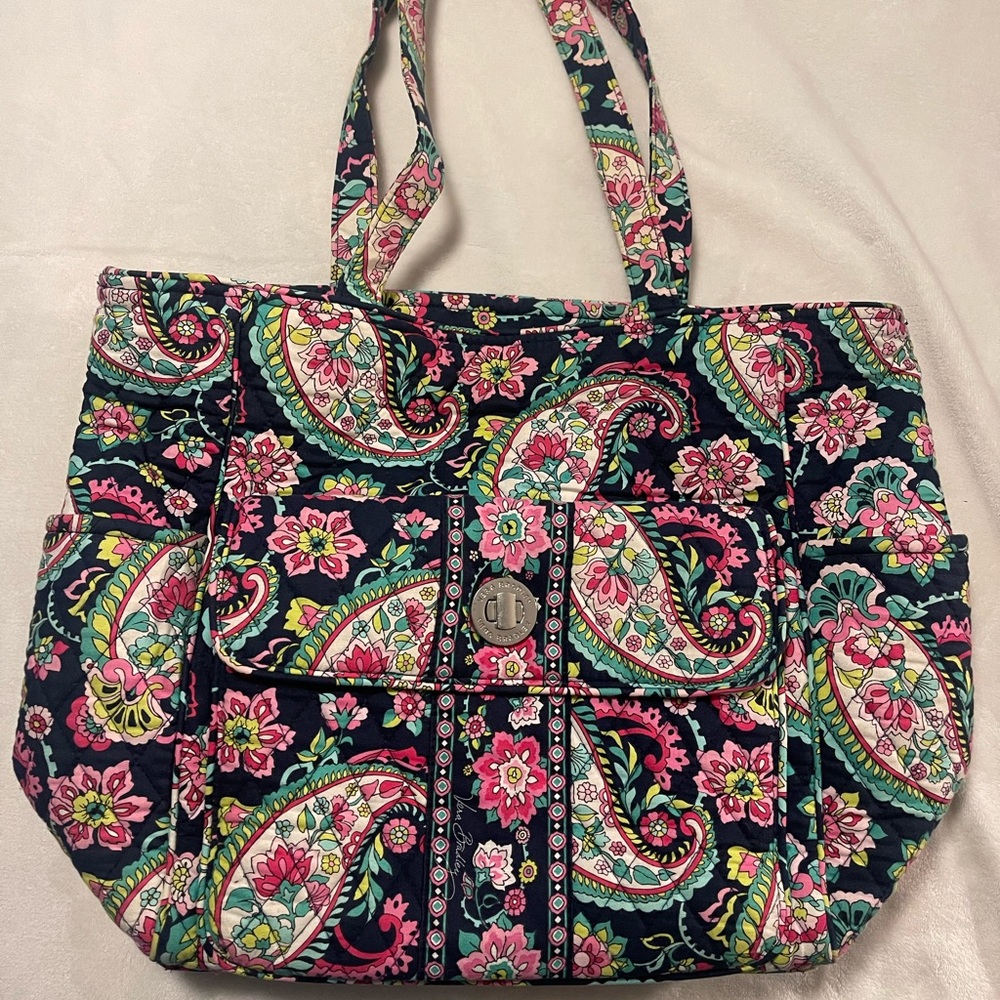 Vera Bradley Large Turnlock Tote Bag in Petal Paisley